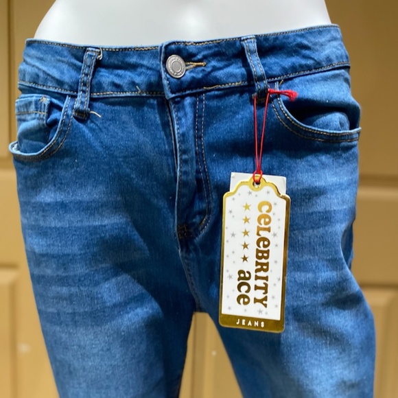 NWT CELEBRITY ACE Juniors/Women's Jean size 11/30 - Picture 4 of 5